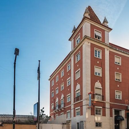 Apartamentos Lux Dinastia Lisbon Luaran gambar