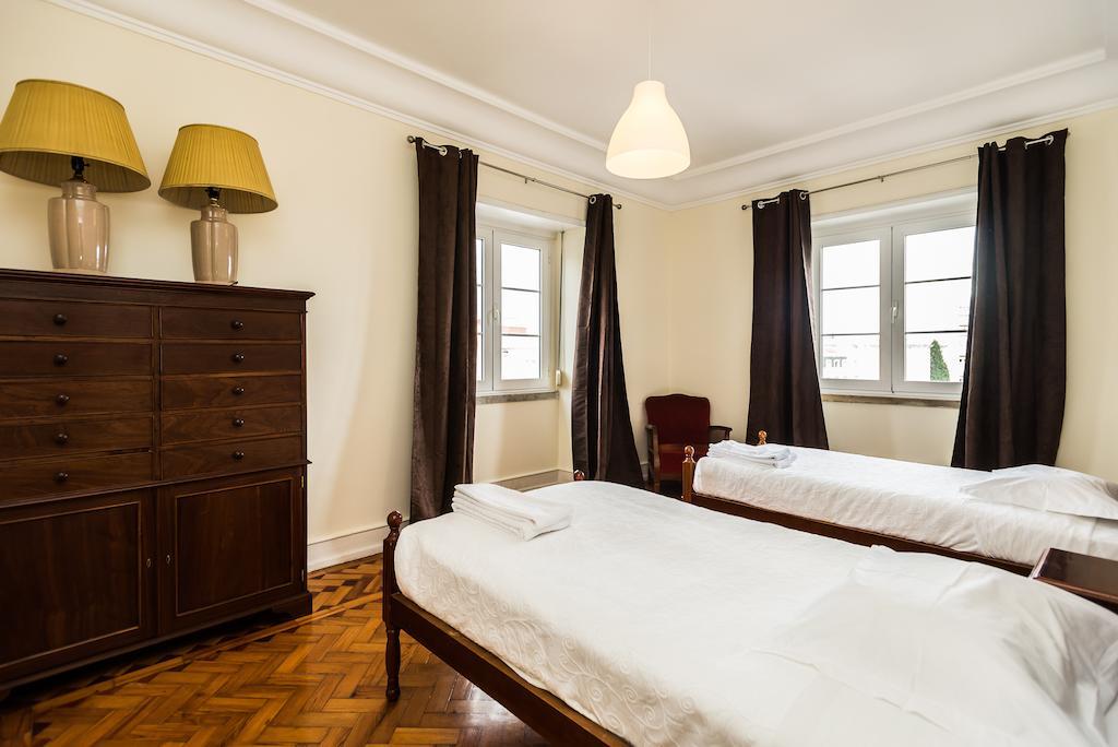 Apartamentos Lux Dinastia Lisbon Luaran gambar